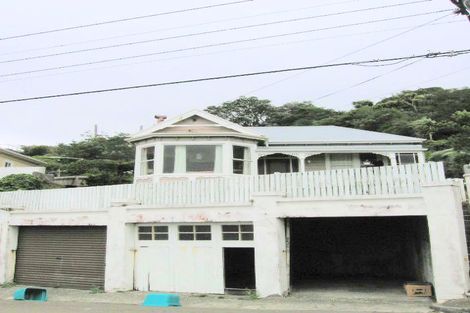 Photo of property in 39 Connaught Terrace, Brooklyn, Wellington, 6021