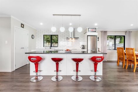 Photo of property in 175a Pinchgut Road, Kaukapakapa, 0873