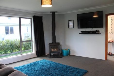 Photo of property in 10 Goodwin Street, Tirau, 3410