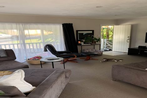 Photo of property in 2/14 Finchley Road, Torbay, Auckland, 0630