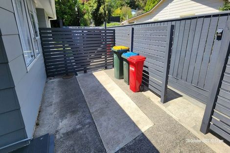 Photo of property in 2/80 Airlie Road, Plimmerton, Porirua, 5026