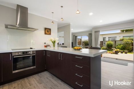 Photo of property in 14 Seafoam Place, Waihi Beach, 3611