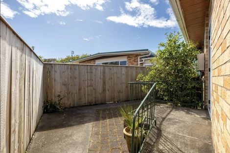 Photo of property in 16b Te Mete Terrace, Merrilands, New Plymouth, 4312