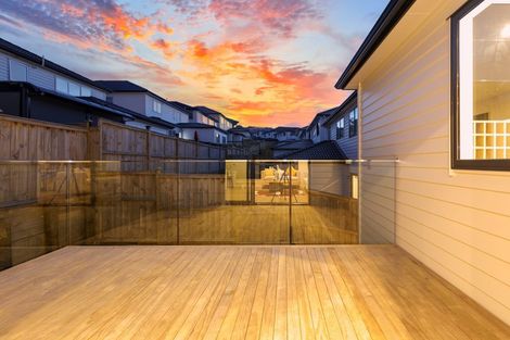 Photo of property in 2 Piki Street, Flat Bush, Auckland, 2019