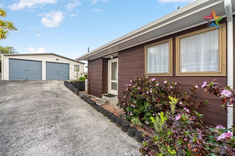 Photo of property in 14a Mossburn Grove, Kelson, Lower Hutt, 5010