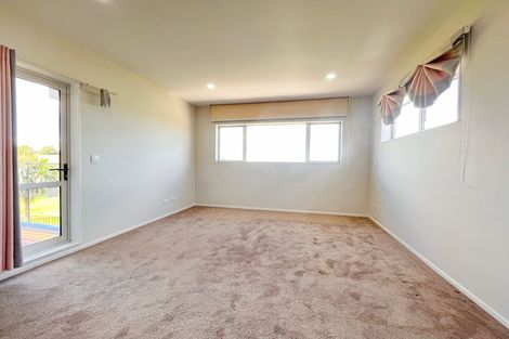 Photo of property in 6 Brickworks Bay Road, Hobsonville, Auckland, 0618