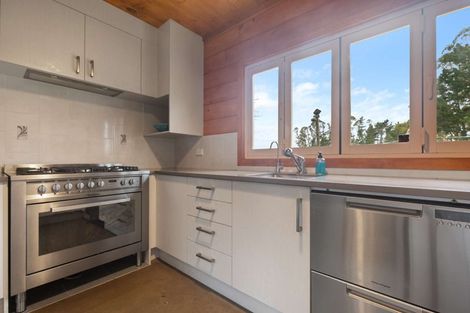 Photo of property in 28 Acacia Crescent, Glenview, Hamilton, 3206