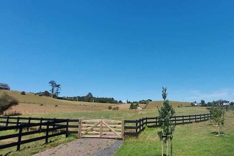 Photo of property in 83 Settlement Road, Puni, Pukekohe, 2678