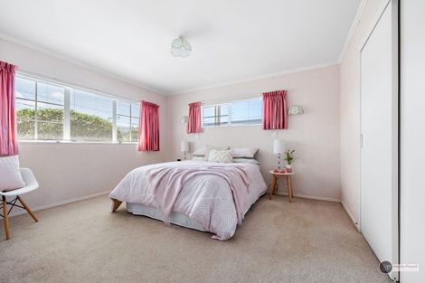 Photo of property in 8 Fraser Crescent, Elderslea, Upper Hutt, 5018