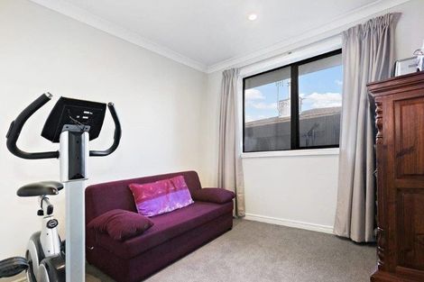 Photo of property in 32 Laurie Avenue, Papakura, 2110