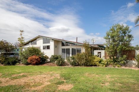 Photo of property in 43 Mahana Road, Ngatea, 3503