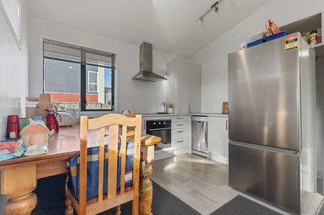 Photo of property in 2/13 Lyon Street, Frankton, Hamilton, 3204