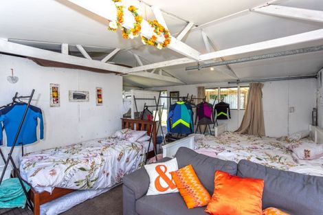 Photo of property in 124 Hampton Road, Whangamata, 3620