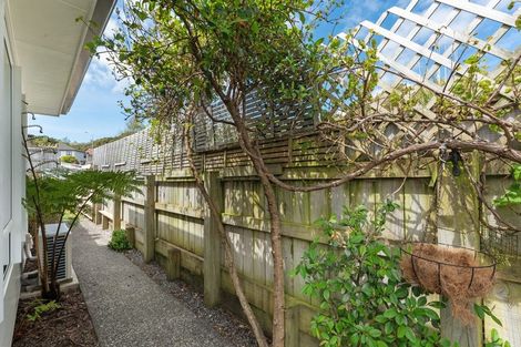 Photo of property in 15 Resolution Drive, Whitby, Porirua, 5024