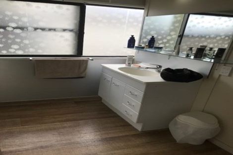 Photo of property in 480 Creightons Road, Clevedon, Papakura, 2582