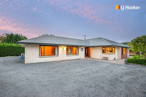 Photo of property in 35 Green Island Bush Road, Blackhead, Dunedin, 9076