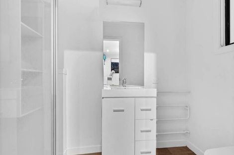 Photo of property in 192 Henderson Valley Road, Henderson, Auckland, 0612