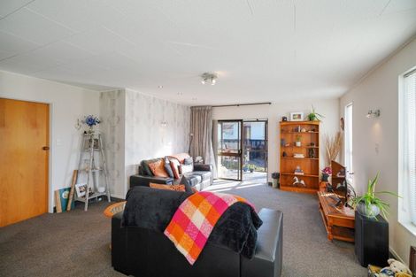 Photo of property in 782 Queens Drive, Waikiwi, Invercargill, 9810