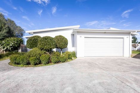 Photo of property in 16 Riverglen Road, Waipu, 0510