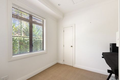 Photo of property in 21 Penwood Close, East Tamaki Heights, Auckland, 2016
