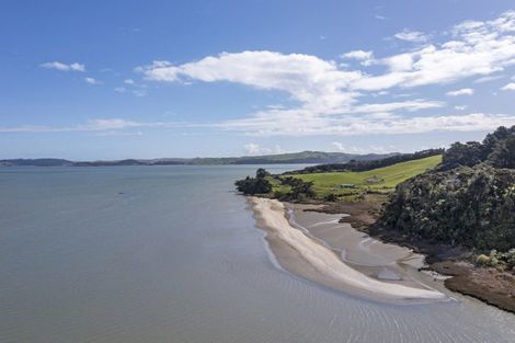 Photo of property in 920a Te Papatapu Road, Raglan, Te Mata, 3894