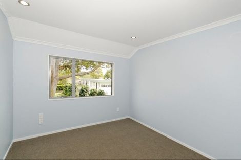 Photo of property in 24a Fulljames Avenue, Mount Roskill, Auckland, 1041