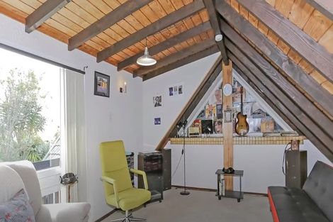 Photo of property in 10 Pamir Place, Welcome Bay, Tauranga, 3112