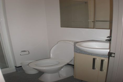 Photo of property in Dual Apartments, 108/142 Vivian Street, Te Aro, Wellington, 6011