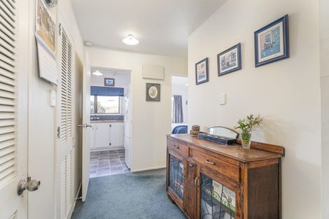 Photo of property in 8 Ocean Beach Road, Tairua, 3508