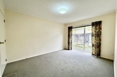 Photo of property in 1/169 Whites Line East, Waiwhetu, Lower Hutt, 5010