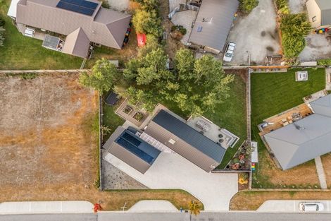 Photo of property in 19 Grandview Road, Lake Hawea, 9382