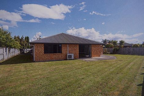 Photo of property in 64 Coleraine Drive, Rototuna, Hamilton, 3210