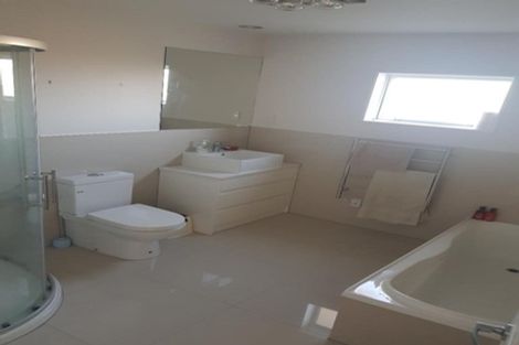 Photo of property in 28 Cosgrove Rise, Riverstone Terraces, Upper Hutt, 5018