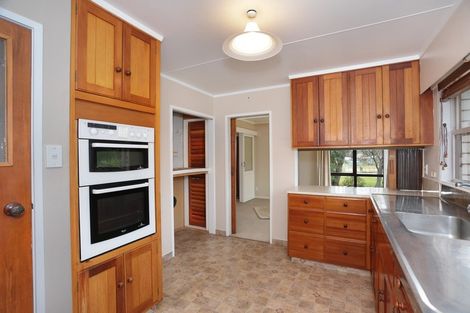 Photo of property in 305 Makirikiri Road, Crofton, Marton, 4787