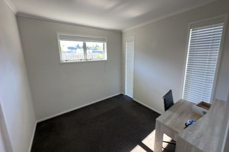 Photo of property in 32 Pakanga Grove, Pyes Pa, Tauranga, 3112
