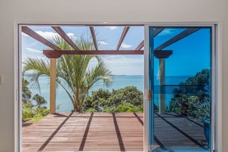 Photo of property in 65 Duncansby Road, Stanmore Bay, Whangaparaoa, 0932