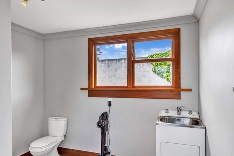 Photo of property in 12 Irving Street, Gore, 9710