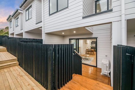 Photo of property in 5/29 Tudor Road, Henderson, Auckland, 0610