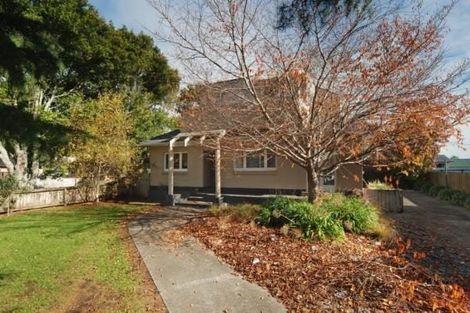 Photo of property in 16 Valley Road, Pukekohe, 2120