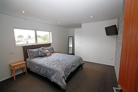 Photo of property in 2/84 Young Street, New Plymouth, 4310