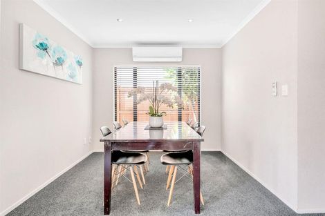 Photo of property in 14 Heidi Crescent, Flat Bush, Auckland, 2016