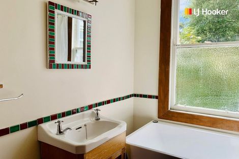 Photo of property in 32 Hereford Street, Kaikorai, Dunedin, 9010