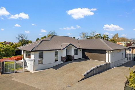 Photo of property in 128 Halswell Junction Road, Halswell, Christchurch, 8025