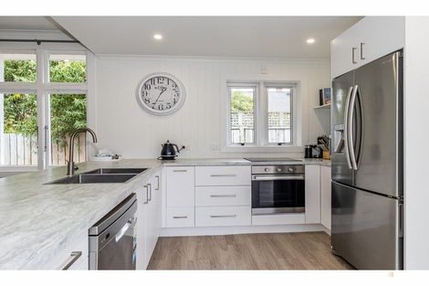 Photo of property in 17 Parsonage Road, Waimate, 7924