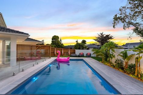 Photo of property in 27 Maygrove Drive, Orewa, 0931