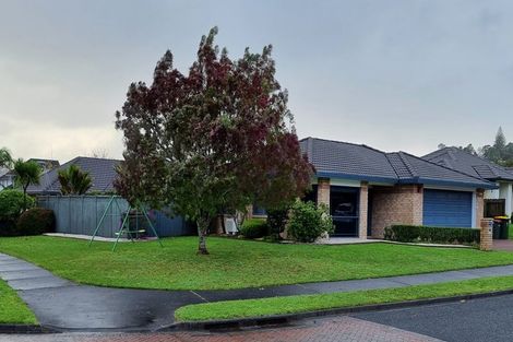 Photo of property in 55 Newbliss Crescent, East Tamaki Heights, Auckland, 2016