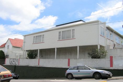 Photo of property in Pirie Street Townhouses, 8/35 Pirie Street, Mount Victoria, Wellington, 6011