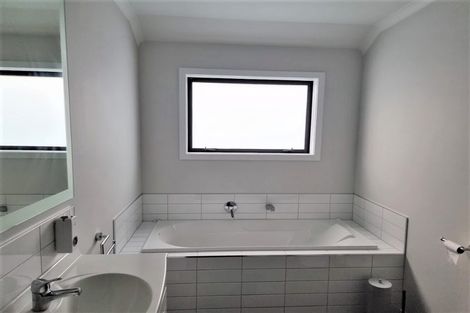 Photo of property in 1383 High Street, Taita, Lower Hutt, 5011