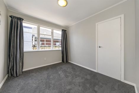 Photo of property in 2 Robertson Street, Elderslea, Upper Hutt, 5018