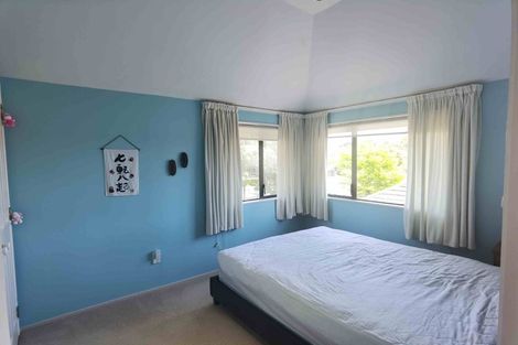 Photo of property in 1b Wheturangi Road, Greenlane, Auckland, 1061